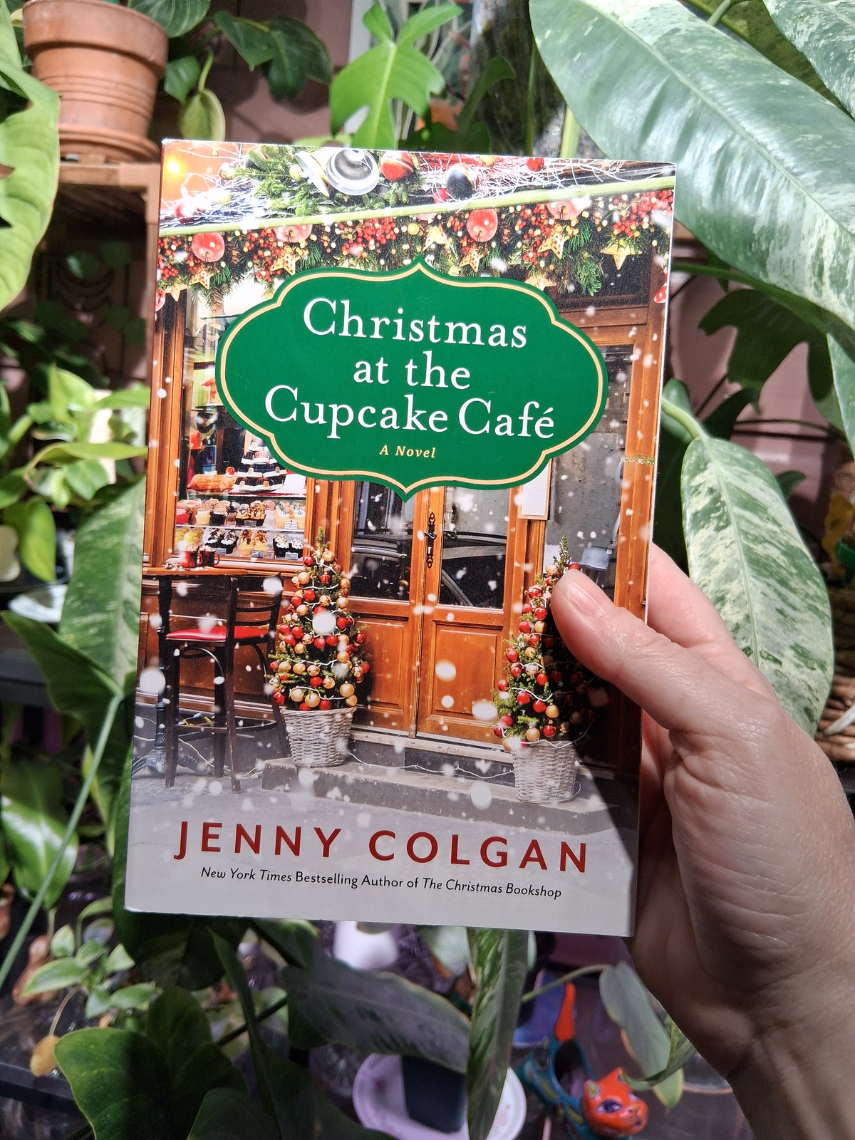 Christmas at the Cupcake Cafe: A Novel (used)